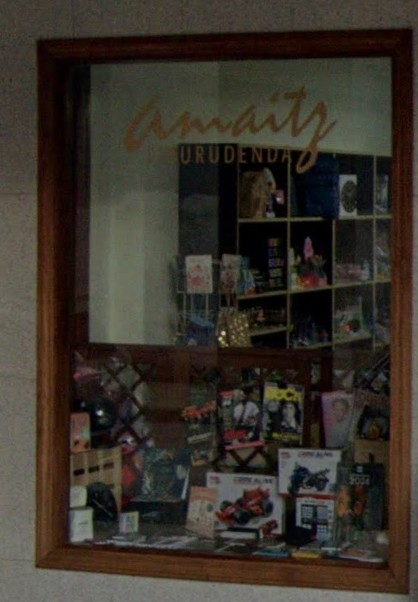 AMAITZ LIBURUDENDA