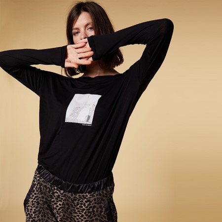 LONGSLEEVE TEE PRINT