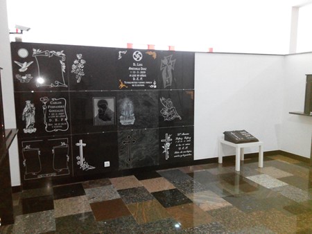 Revestimiento nicho cementerio