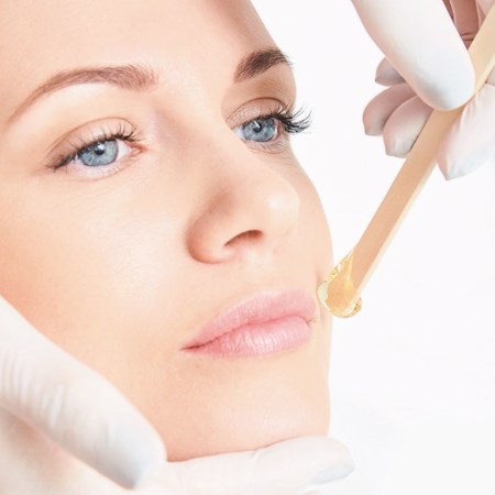 Labio superior, mentón o cejas
